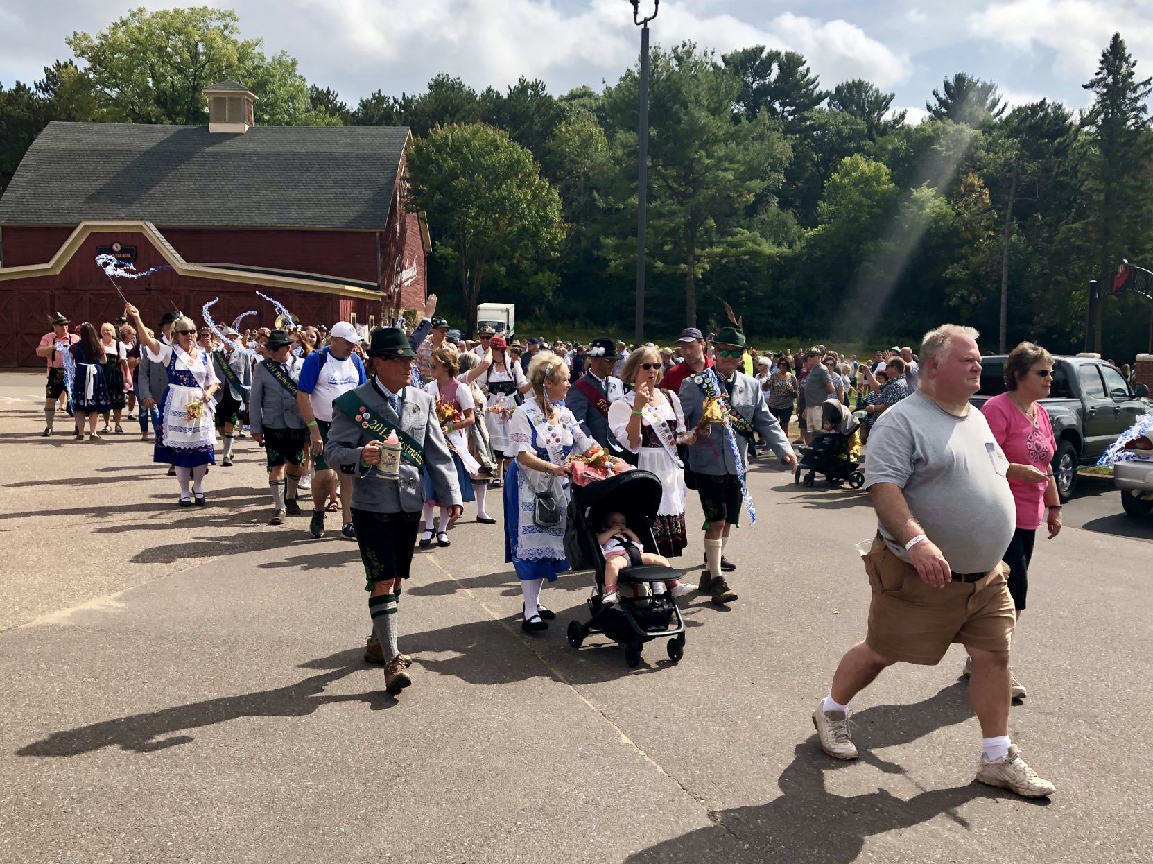 Oktoberfest 2019 royalty announcement and golden keg procession